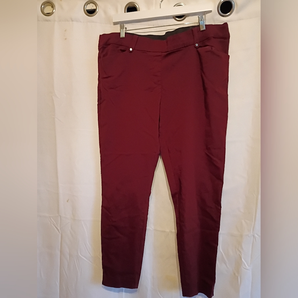 Women's Maurices Size 18 Burgundy Pull On Pants